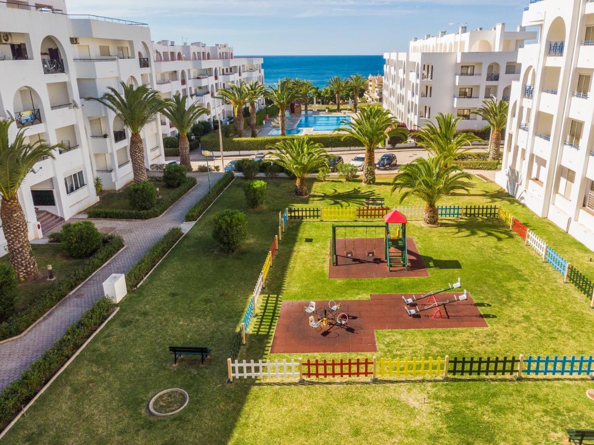 Quinta Palmeiras Pool & In Pera Porches (Algarve)
